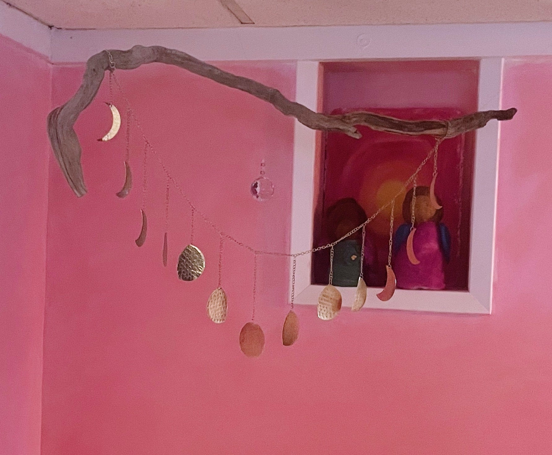 🌙 Malibu Driftwood Crystal Moon Wall Hanging